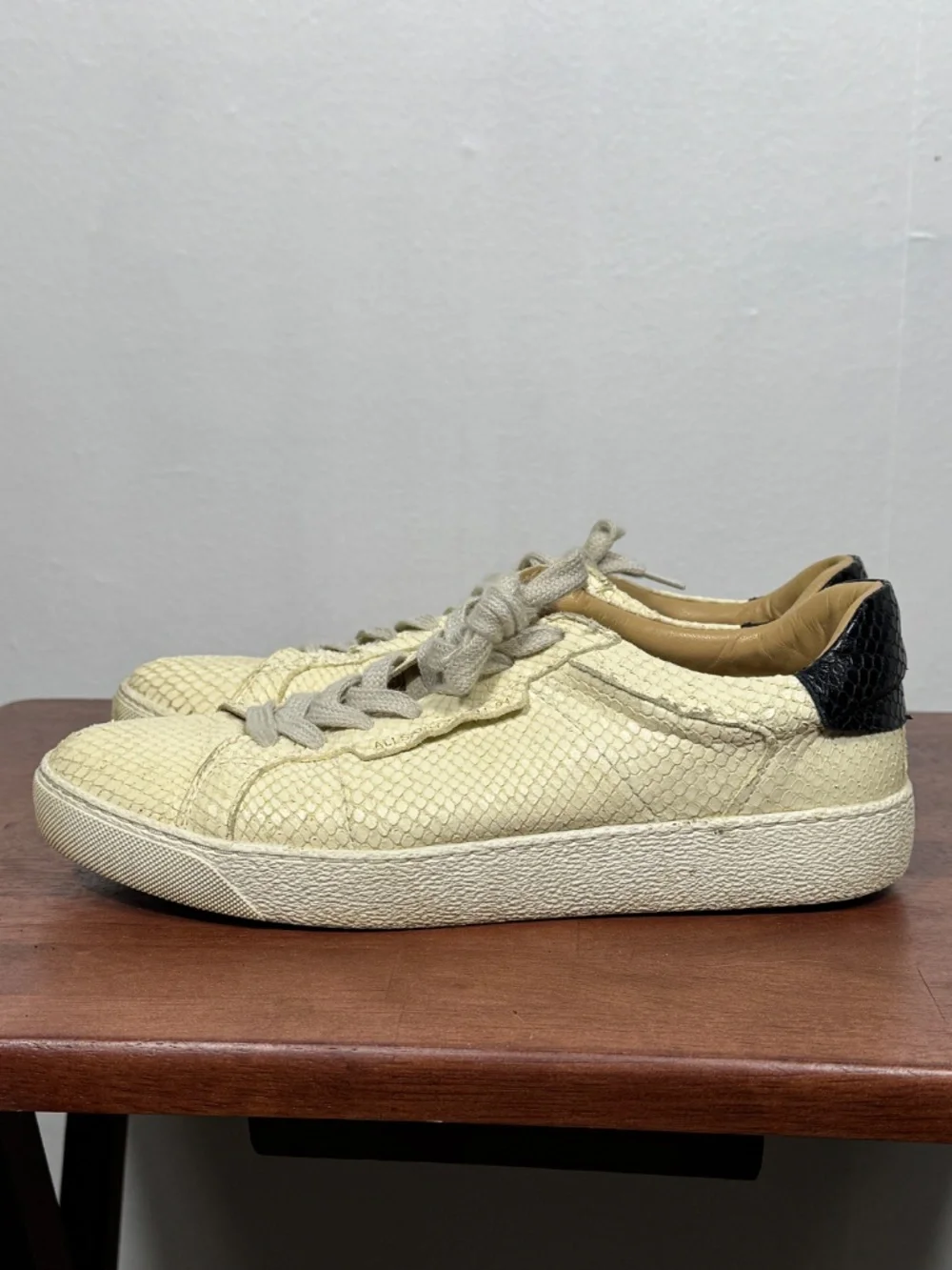 AllSaints Womens Snake Print Leather‎ Low Top Sneakers Cream Black Sz EU 39/8.5